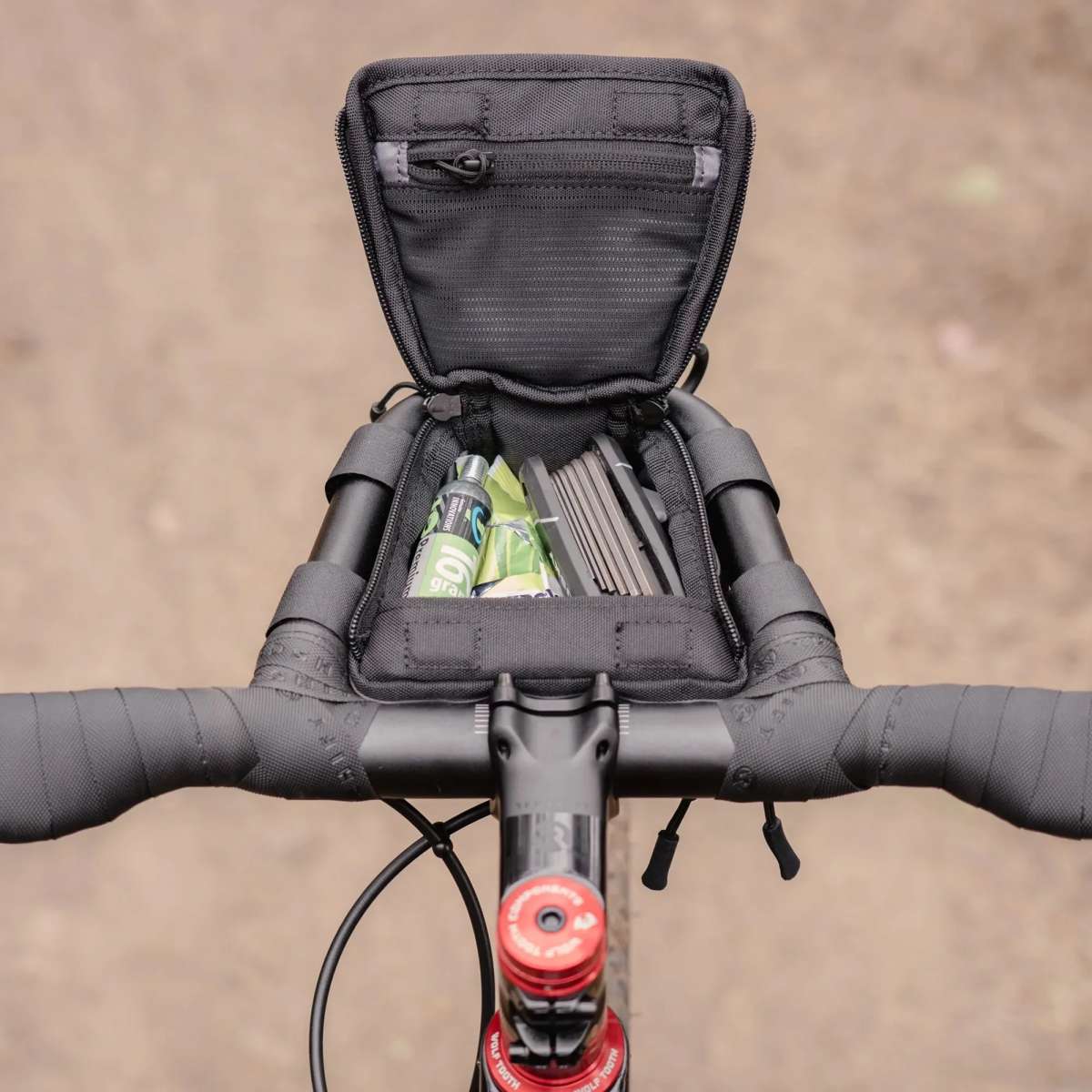 Redshift Sports Kitchen Sink Handlebar Bag integrierte Tasche fur Gravel Lenker Lenkertaschen BMO Bike Mailorder