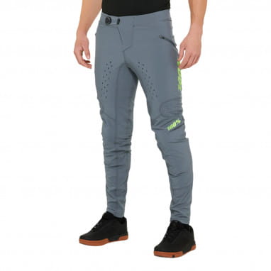 Pantalón R-Core X - gris