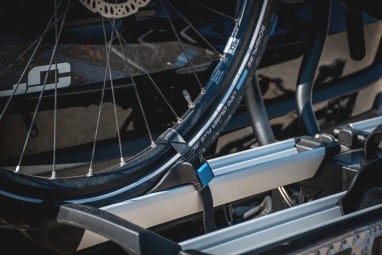 Portapacchi posteriore Azura Xtra LED VC-C05 per 2 biciclette elettriche