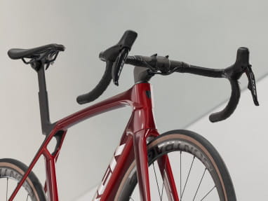 Madone SL 6 Gen 8 - Crimson