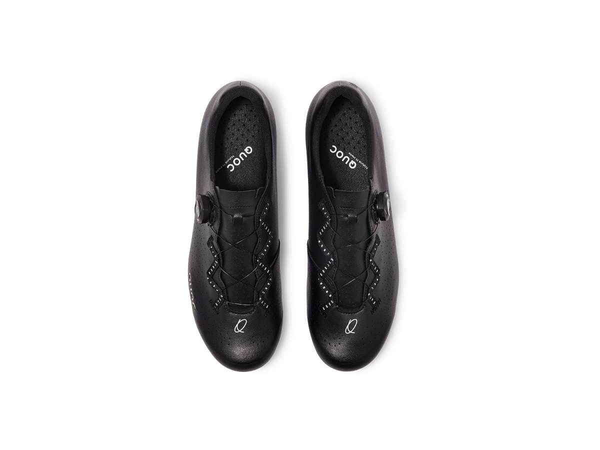 Black cycling shoes online