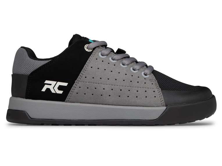 Five Ten Sleuth DLX CF Kids Bike Shoes Black Red Flat Pedal Shoes BMO Bike Mailorder