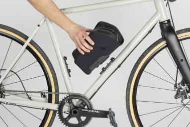 Set TWIST Essential Bag + Base per bicicletta - L nero