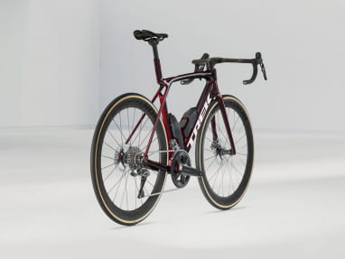 Madone SLR 7 Gen 8 - Carbono Rojo Humo