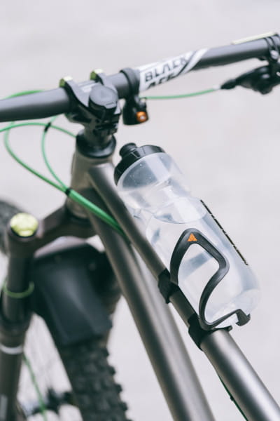 Aux Carbon Bottle Cage with Strap Kit