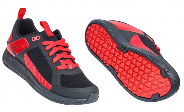 Schuhe URBAN FLAT GRIP - black red