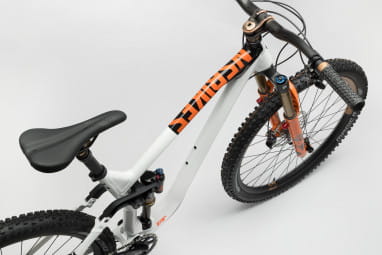 Define AL 150/0 29'' Enduro/AM - White