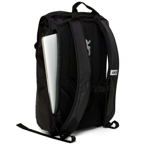 daypack proof black