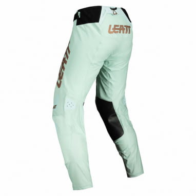 Pantalón 5.5 I.K.S blanco-verde
