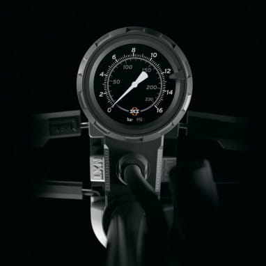 Racing compressor NXT - Analog pressure gauge