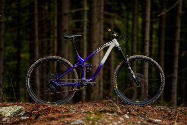 Define AL 150/1 29'' Enduro/AM - zwart/blauw